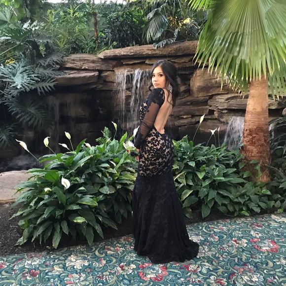 Meet your Posher, Sara - Picture 1 of 1